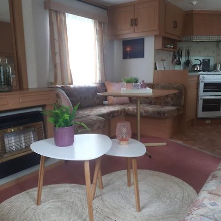 Caravan In Bosrijk Gebied Hotel Zuidlaren Ngoại thất bức ảnh