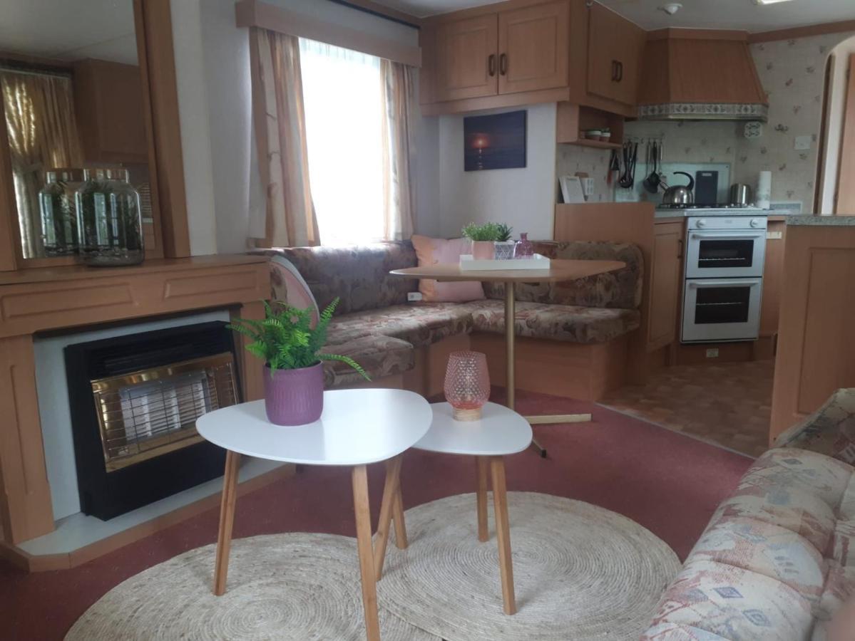 Caravan In Bosrijk Gebied Hotel Zuidlaren Ngoại thất bức ảnh