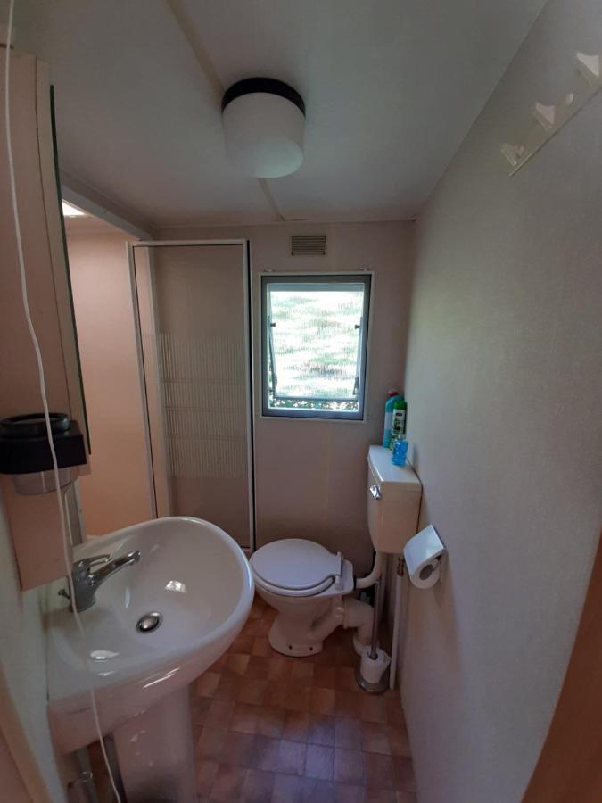 Caravan In Bosrijk Gebied Hotel Zuidlaren Ngoại thất bức ảnh